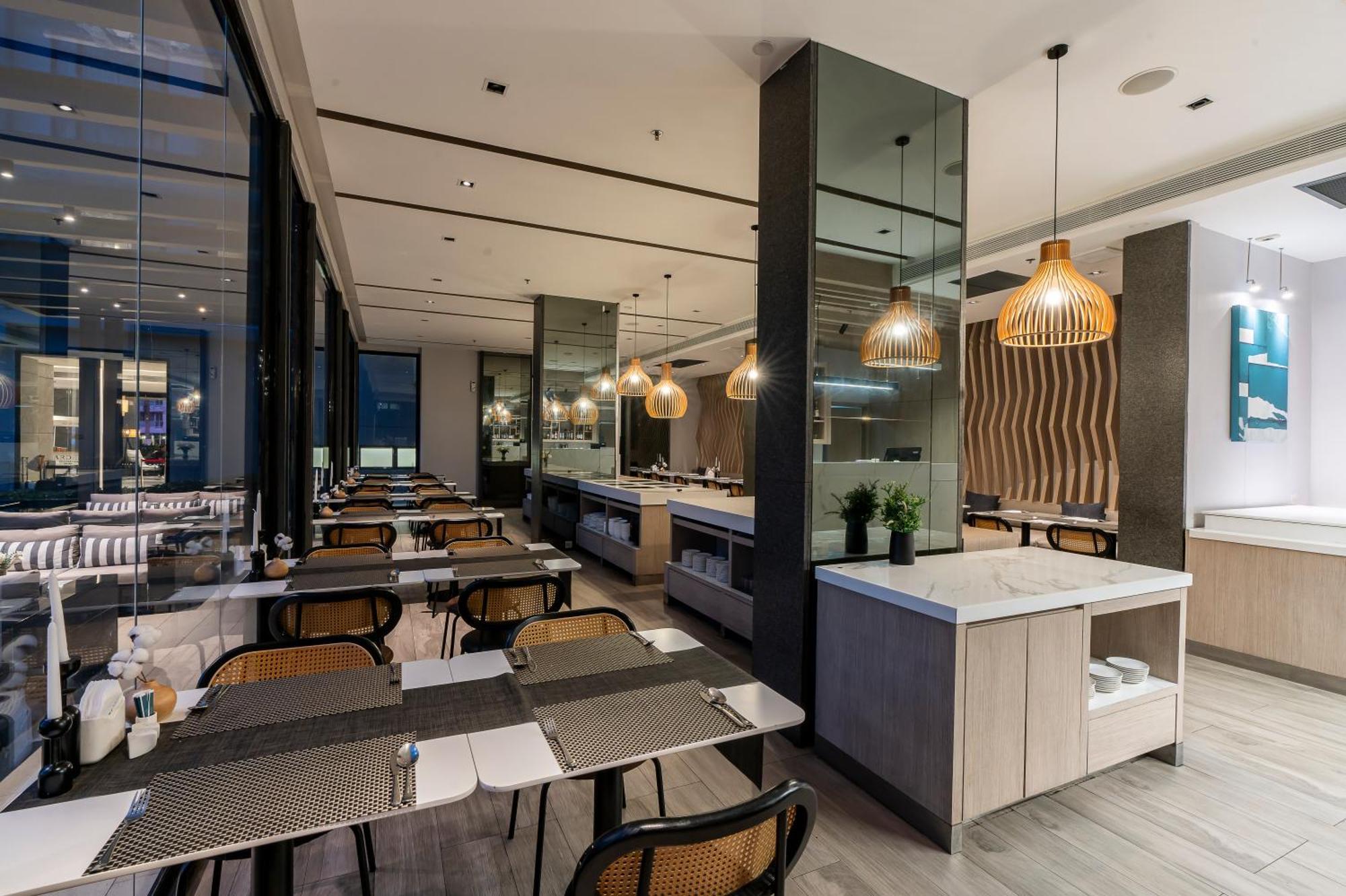 Arden Hotel And Residence By At Mind Chonburi Exterior foto